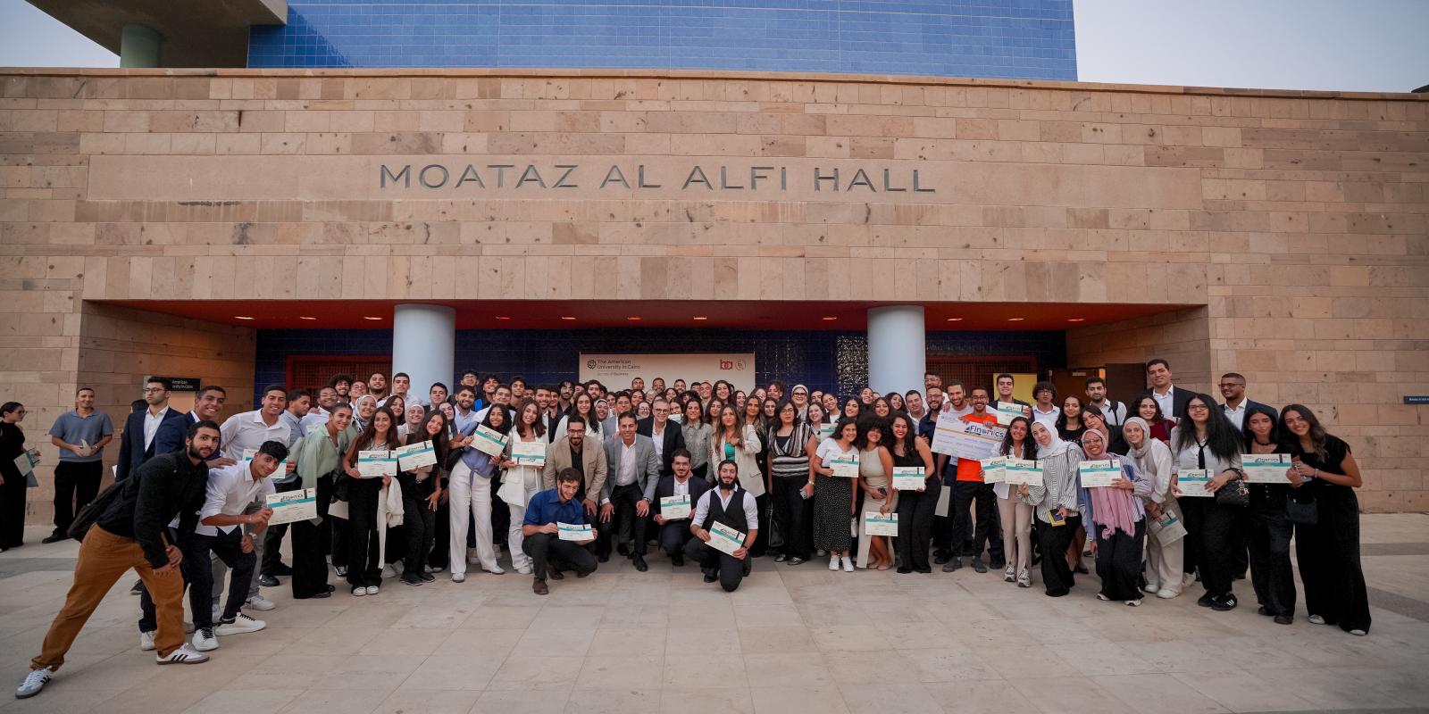 Group photo for all the students in the finomics competition